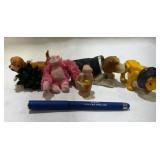 Figurines & Toys