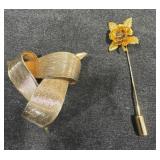 Brooches Set