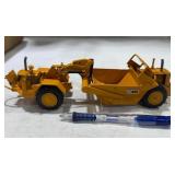 Caterpillar 627 Diecast Scraper