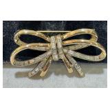 Coro Signed Bow Brooch