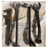 Vintage Wrenches Ford