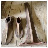 Cast Iron Shoemaker