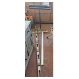 Roller Stand, Level, Square