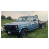 Ford F-350 Flatbed Truck