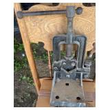Cast Iron Crimper Tool