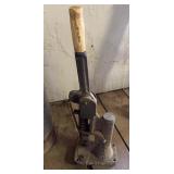 TAMMCO Cast Iron Bottle Jack