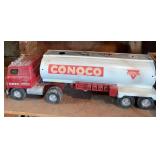 ERTL Conoco Tanker Truck Toy