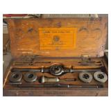 Conant & Donelso Screw Cutting Set