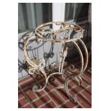 Cast iron plant stand 28 inches tall