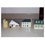 3 Miniature ceramic houses by Royal Goedewaagen