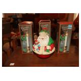 Musical Roly Poly Santa Claus (works) and 3