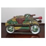 Marx E12 wind up toy tank (works)