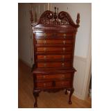 Highboy mini dresser with 9 drawers has ball and