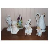 Figurine lot - Parian ware jug marked JG on