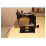 Singer Sewhandy childs sewing machine