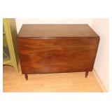 Mahogany drop leaf table 41.5 X 22 X 29 closed