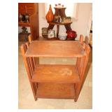 Oak mission style bookcase/plant stand 18.75 X
