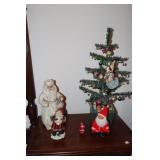 Christmas lot - Santa Claus figures including a