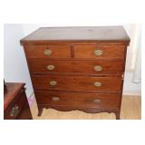 Mahogany 5 drawer dresser 39.25 X 21.5. X 38.5"