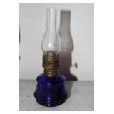 Little Duchess cobalt blue oil lamp