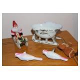 Christmas lot - Germany Santa on a sleigh, 2 milk