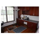 Corner lot (4 floor lamps, fans, accent rugs and