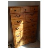 Modern dresser 34x16x54H