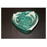 Heart shaped spongeware nesting bowls
