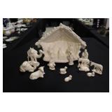 Ceramic nativity scene (18 pieces, 1 donkey has