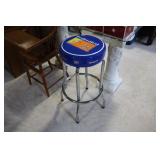 Federated Car Care stool