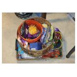 2 boxes of Halloween decorations paper plates,