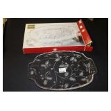 Mikasa Seasons Holly rectangular server 15.5