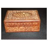 Wooden floral decorated trinket/jewelry box