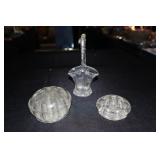 2 clear glass frogs and glass basket