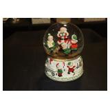 Lenox Holiday musical snow globe