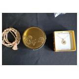 Glass Power box with lid 4 bracelets and crystal