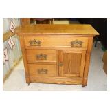 Oak wash stand 33.5 X 17.75 X 28.5