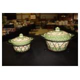 Temp-tations Old World ceramic and rattan round