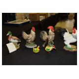 Lot - 5 Chicken figurines and 1 duck - 2 are