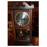 Alaron 31 day mantel clock (ran when tested)