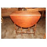 Mahogany dropleaf gate leg table with drawer 26 X