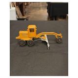 Slick Toy metal road grader