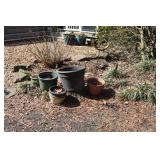 Lot - terracotta planters, plastic planters and