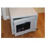 Sentry Safe with key (no combination)