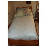 2 Twin beds with Sealy Posturepedic mattress, box
