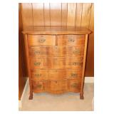 Quartersawn Oak serpentine front high boy 6