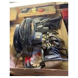 4 Power tools - Craftsman finishing sander,