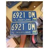 Pair of 1971 Maryland tags