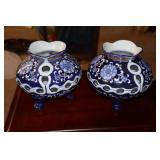 Pair of decorative bowls