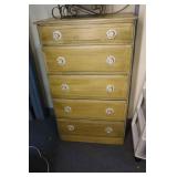 Painted wood dresser 25 X 14 X 41H